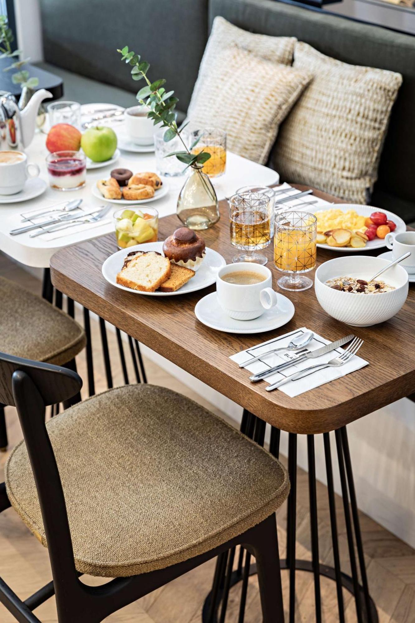 Best Western Premier The Blake Paris Gare Saint Lazare Екстериор снимка